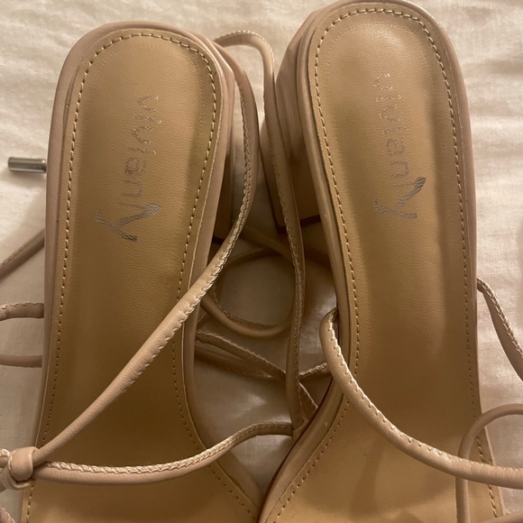 Faux Leather Lace Up Heeled Sandals size 9 women’s - Picture 4 of 6